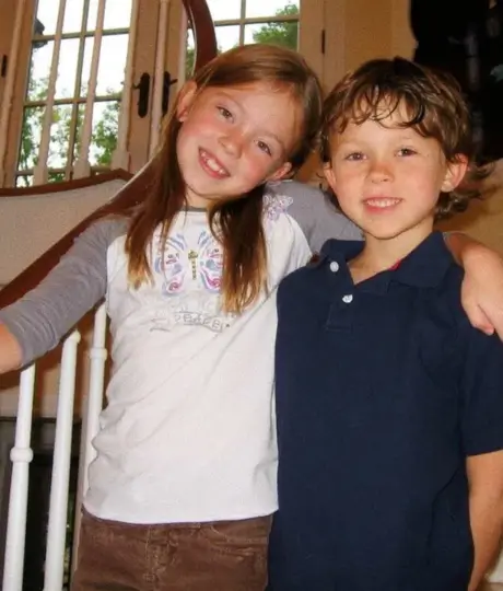 Sydney Sweeney Childhood photo with her brother